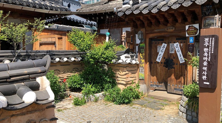 Hanok Villages – Living History in Wooden Walls