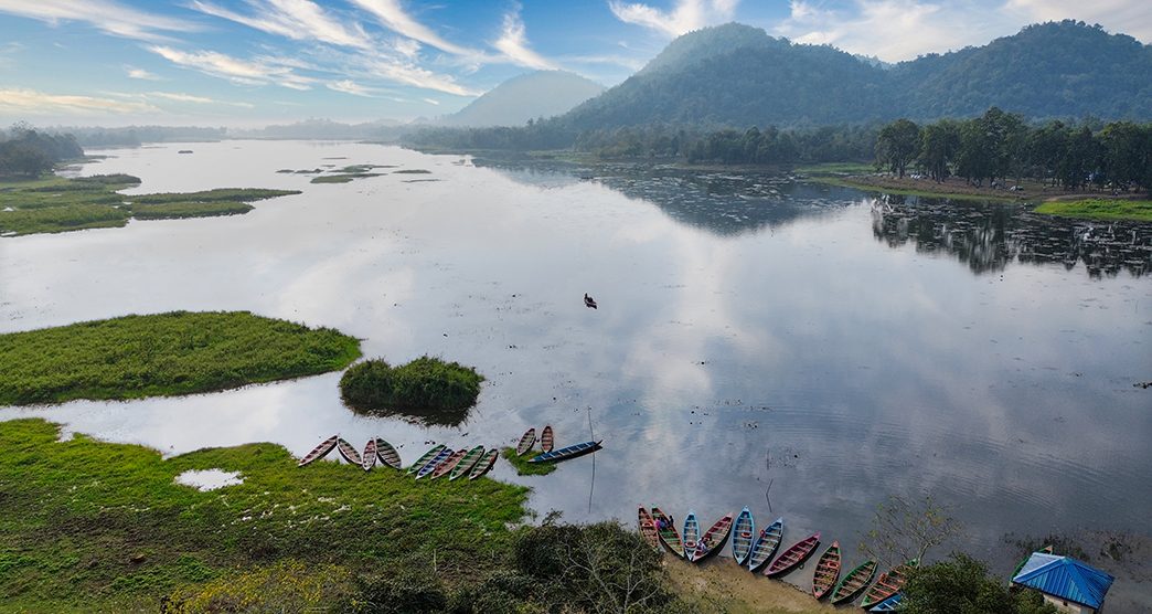 When the Earth Created a Lake